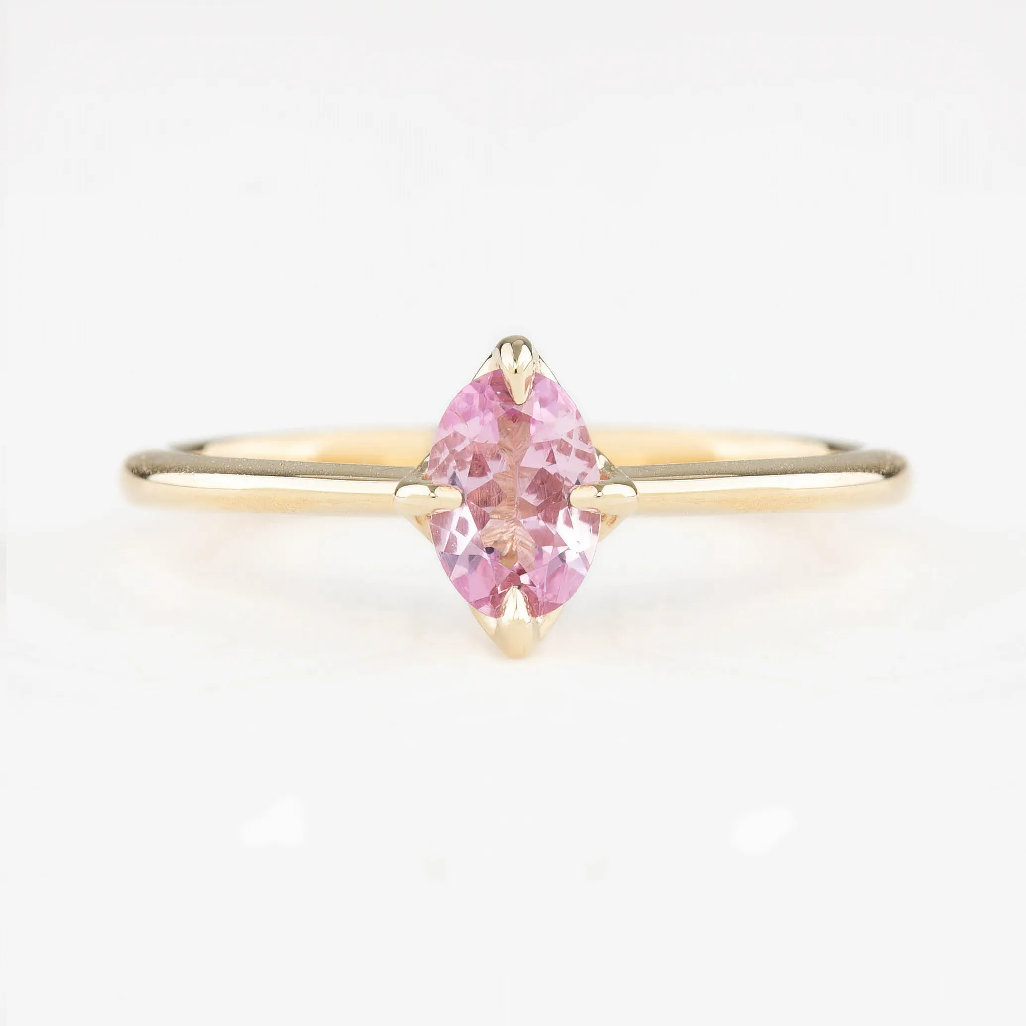 Alice Ring 6mm 0.60ct Light Pink Madagascar Sapphire 14K Yellow Gold