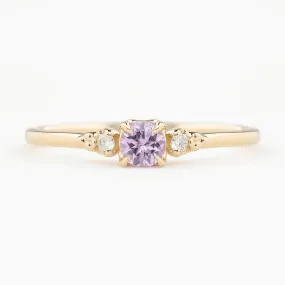 Estel Ring 4mm 0.35ct Light Pink Umba Sapphire 14K Yellow Gold