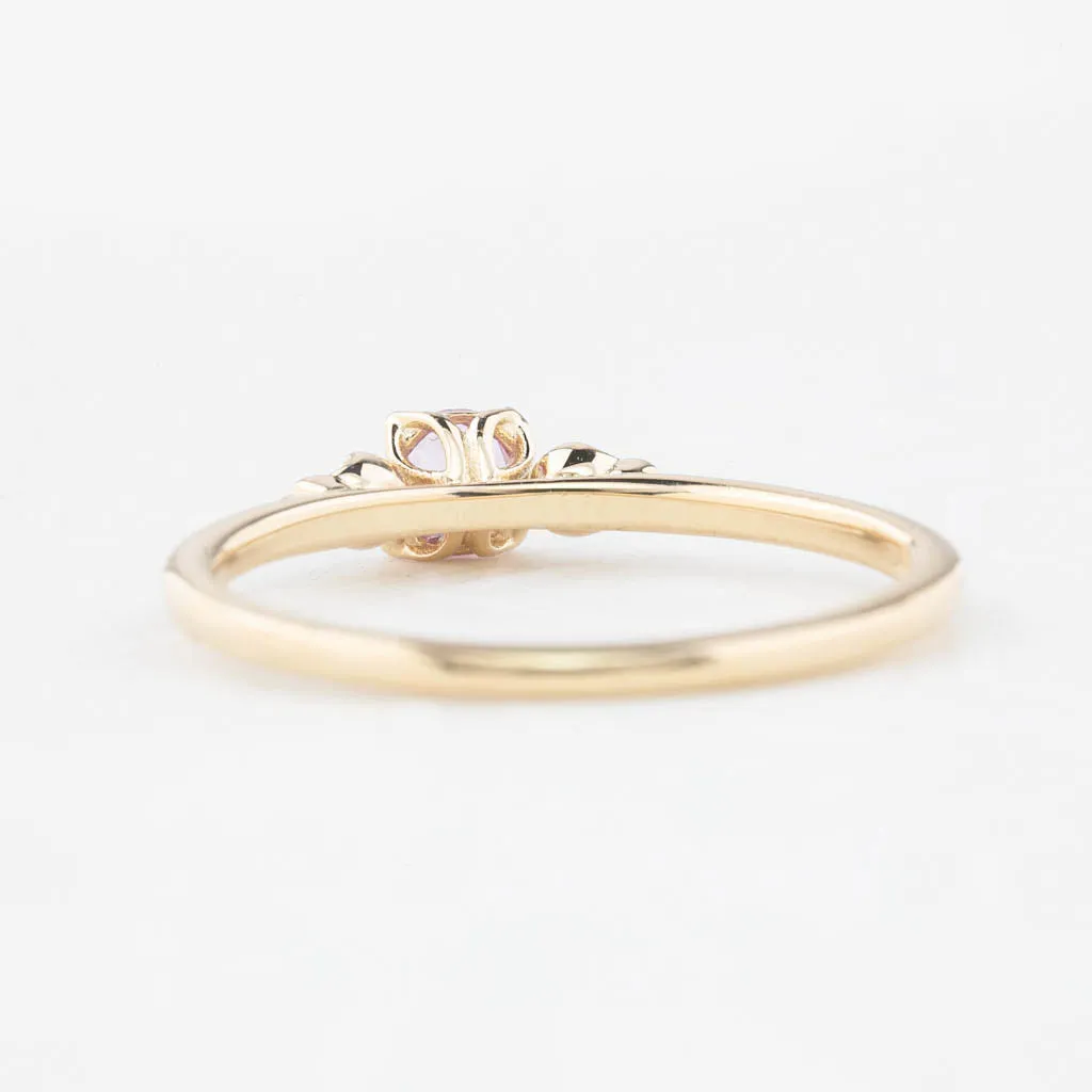 Estel Ring 4mm 0.35ct Light Pink Umba Sapphire 14K Yellow Gold