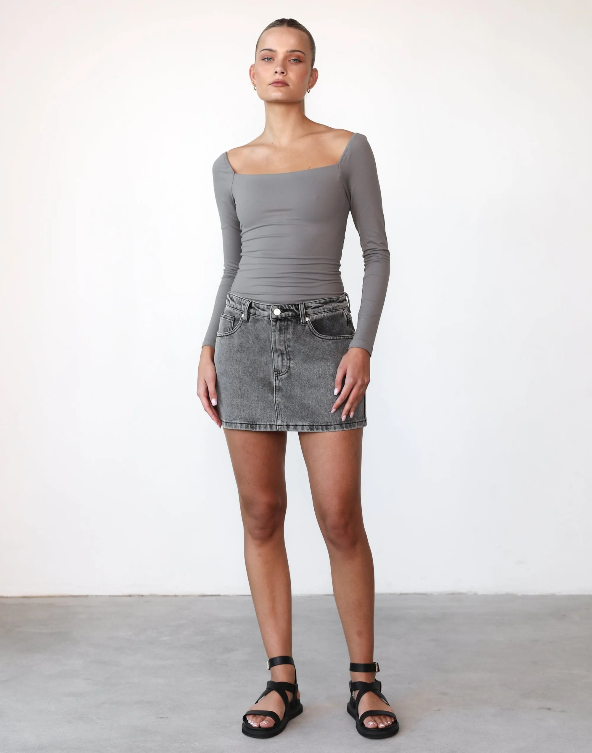 Monae Long Sleeve Bodysuit (Grey)