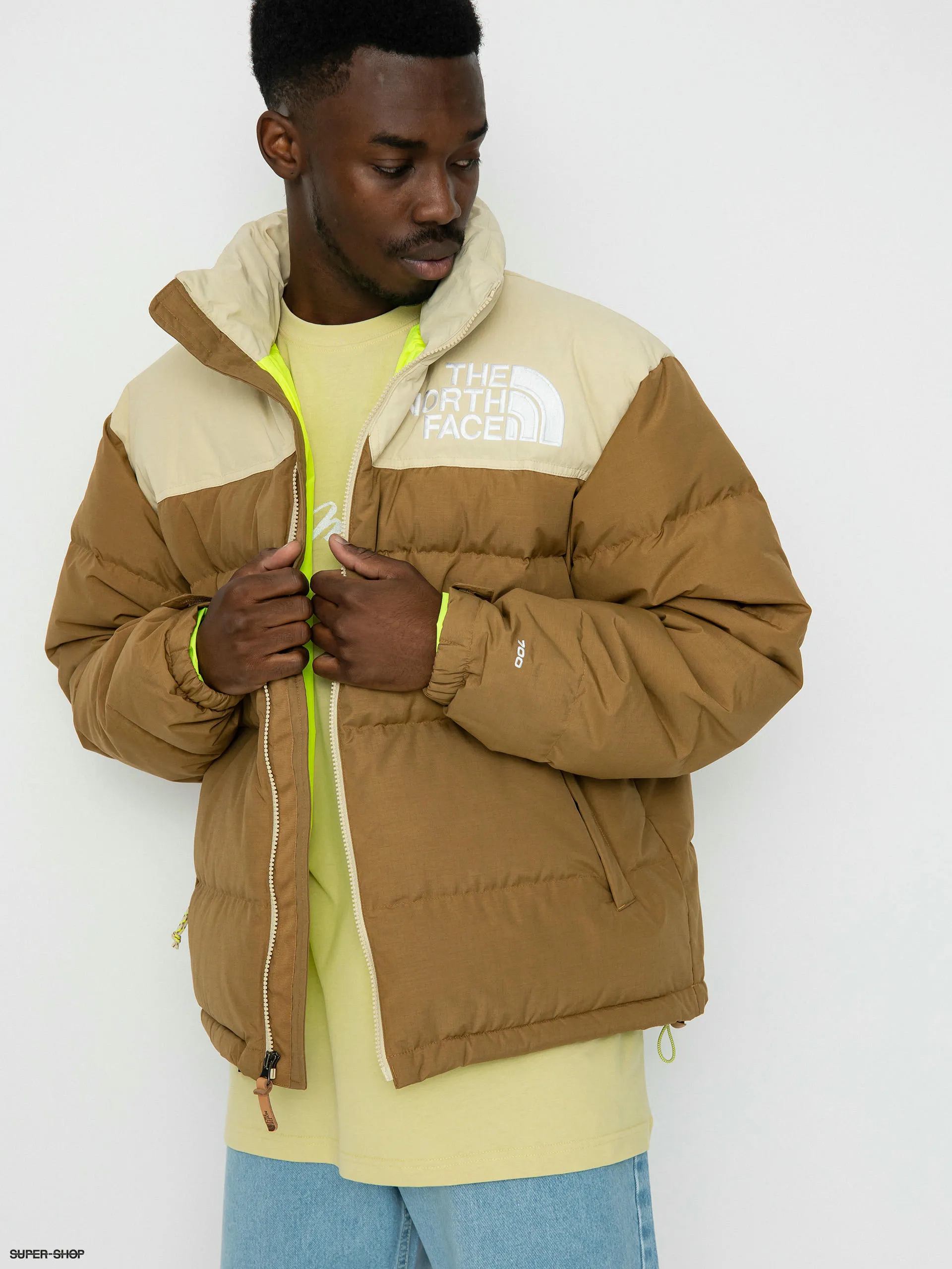 The North Face 92 Low-Fi Hi-Tek Nuptse Jacket (utility brown/gravel)