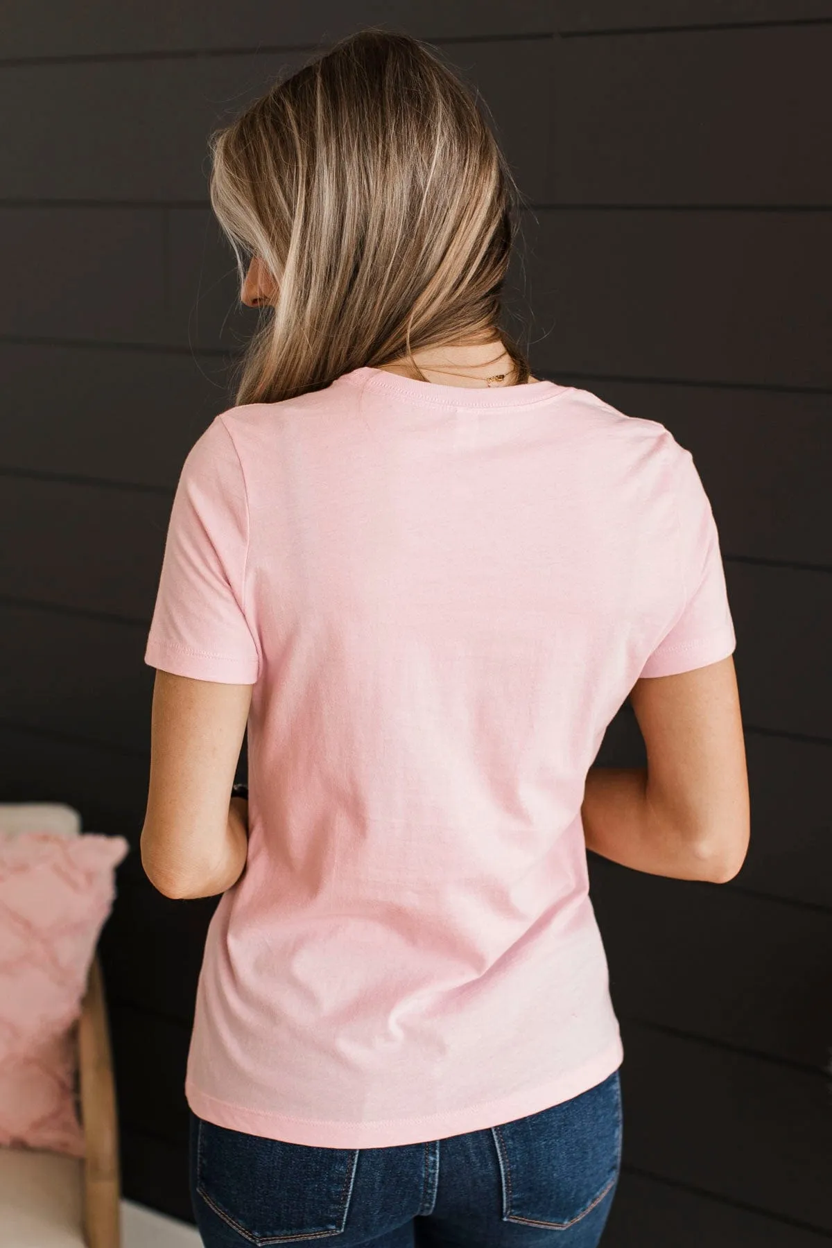 XOXO Graphic Tee- Light Pink